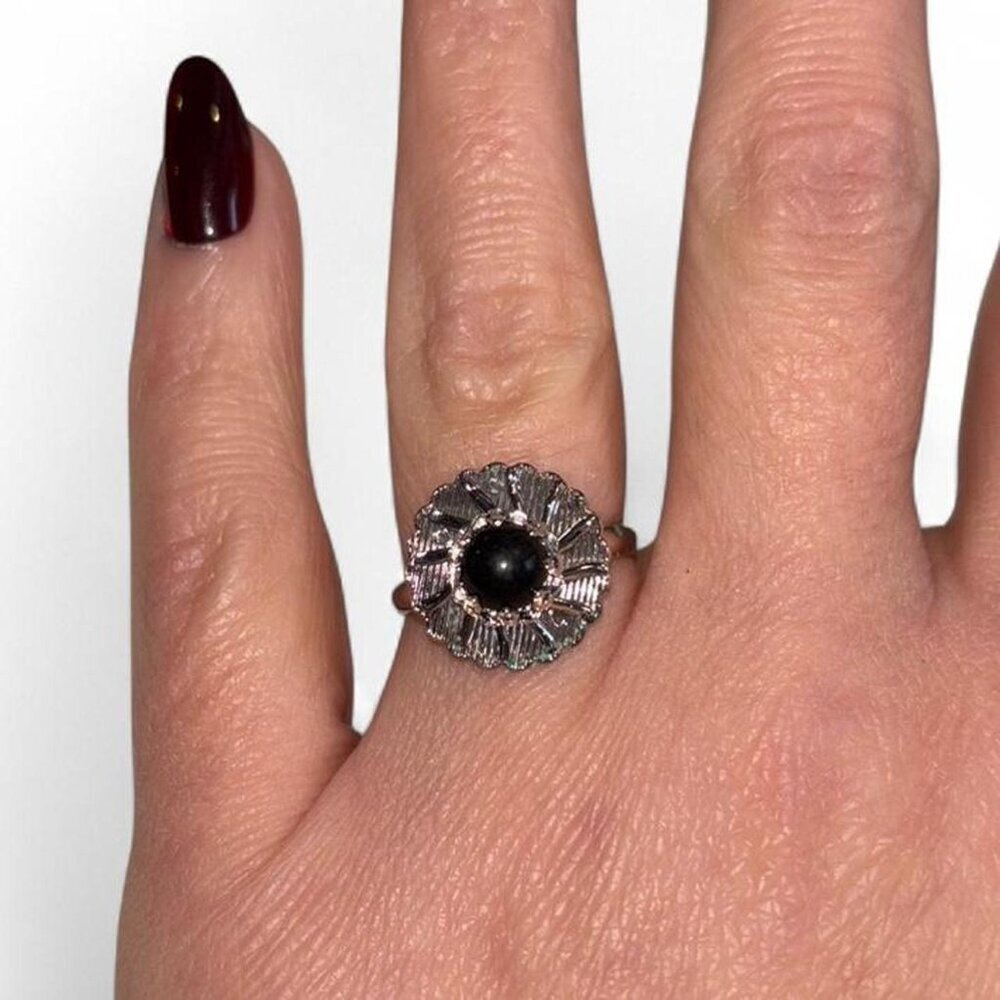 Vintage Sarah Coventry Silver Black Round Flower‎ Medallion Adjustable Band Ring